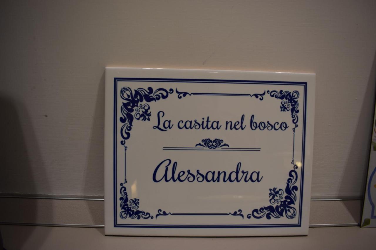 Appartement La Casita Nel Bosco à Naples Extérieur photo