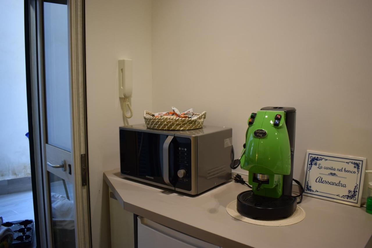 Appartement La Casita Nel Bosco à Naples Extérieur photo